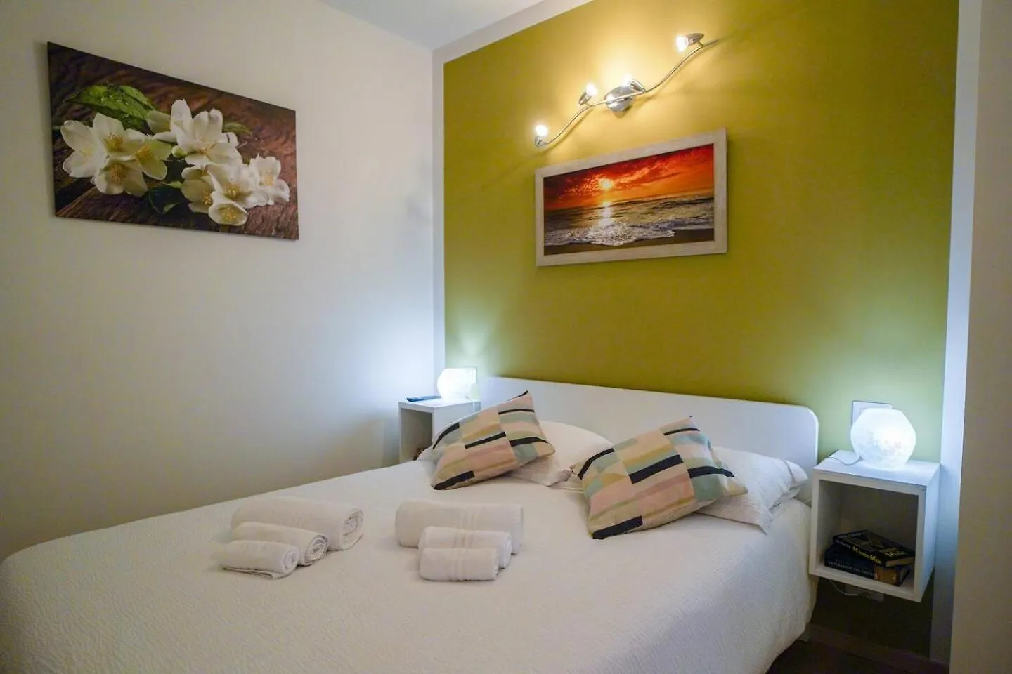 Gelsomino Suite Leonardo Academy, Mxp & Laghi Sesto Calende 0*,