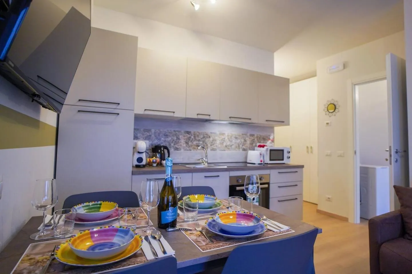 Apartment Gelsomino Suite Leonardo Academy, Mxp & Laghi Sesto Calende