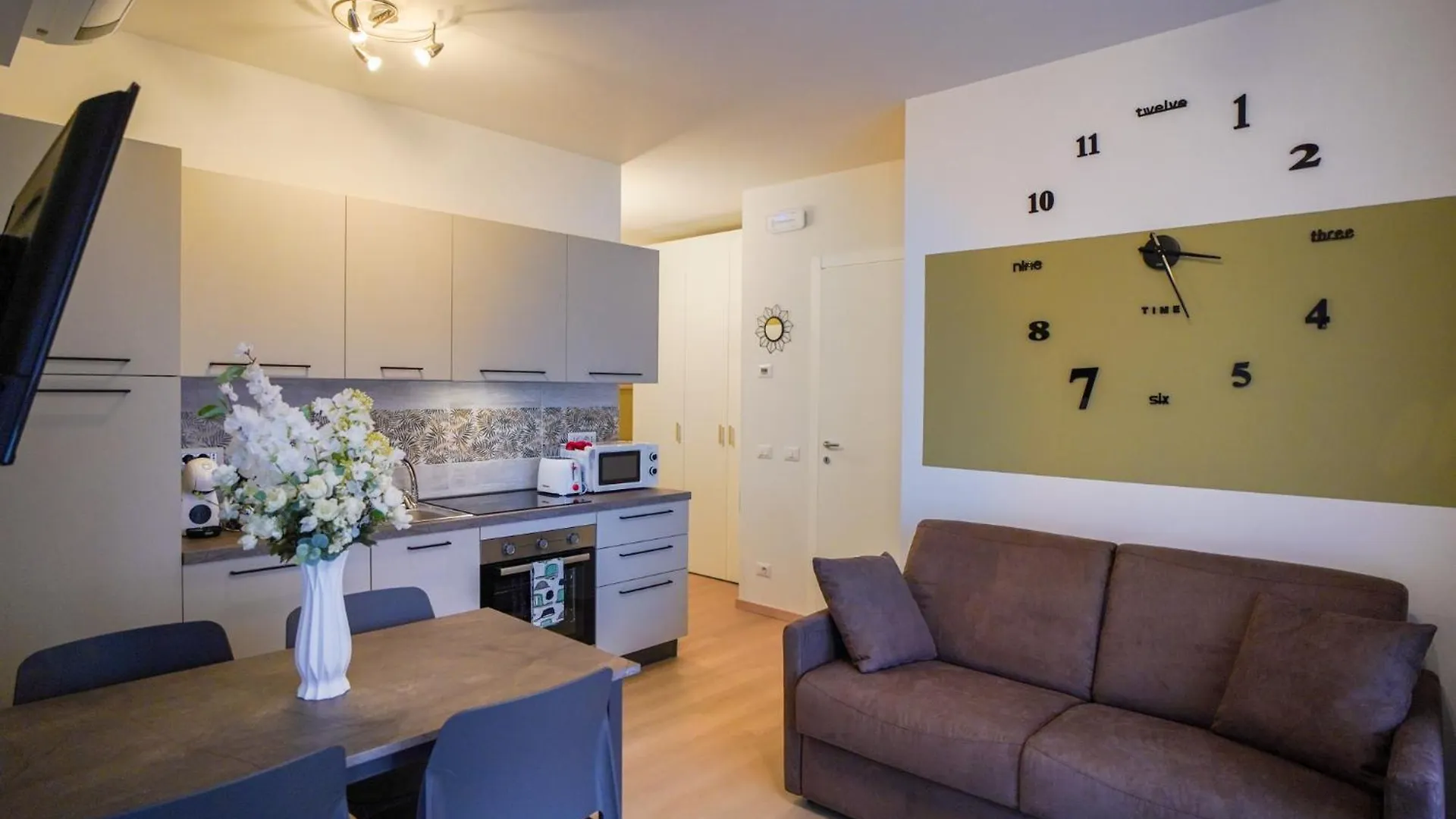 Gelsomino Suite Leonardo Academy, Mxp & Laghi Sesto Calende